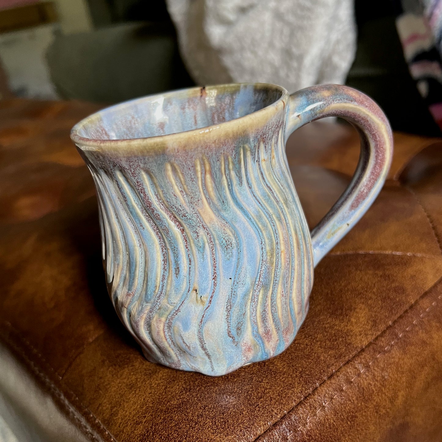 Squiggle Ripple Carved Mug
