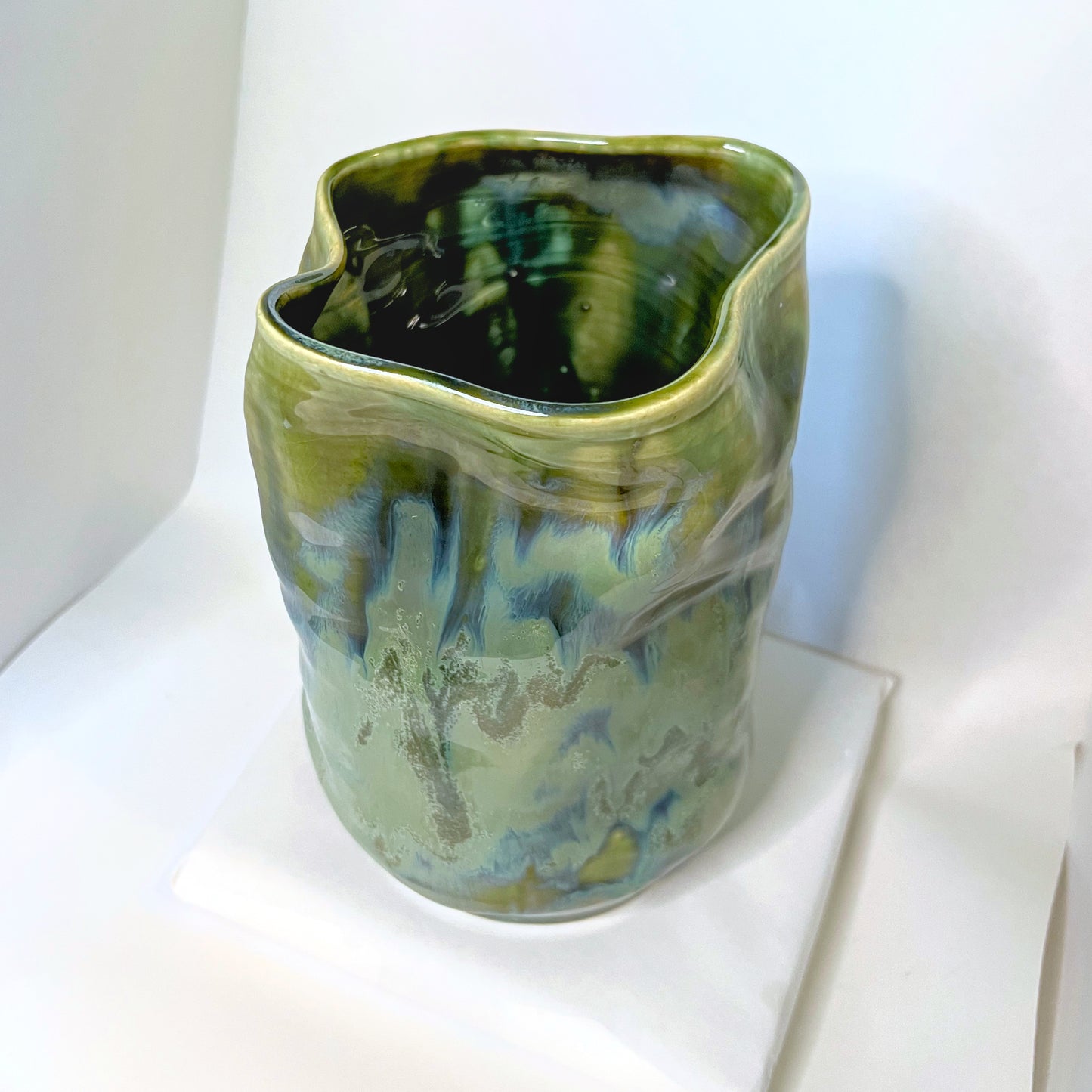 Seaweed Ripple Textured Flower Vase