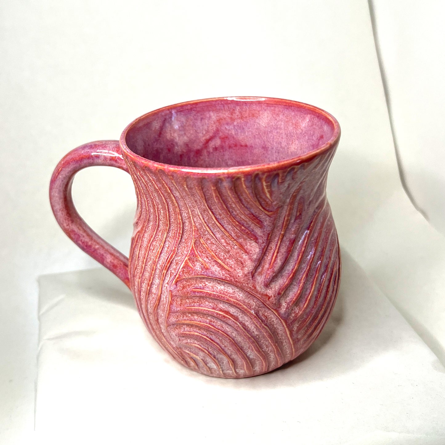 Carved Curvy Cotton Candy Mug