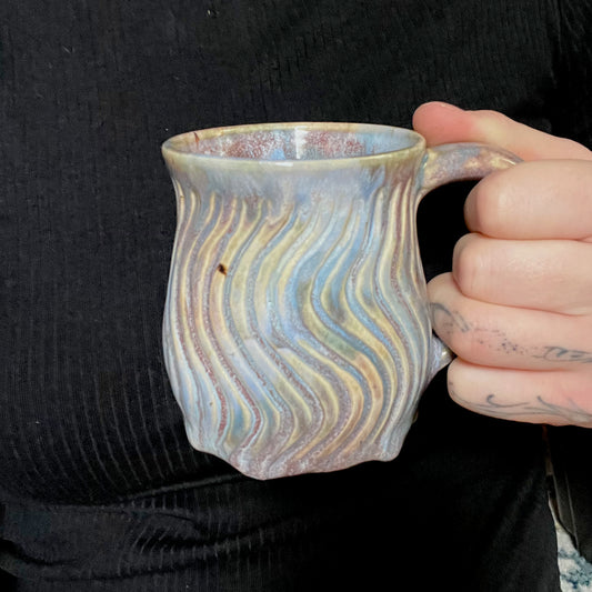 Squiggle Ripple Carved Mug