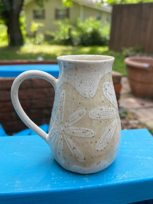 Neutral White Flower Sgraffito Mug 3