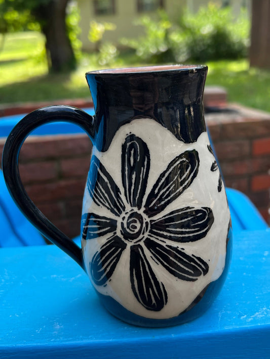 Black Flower Sgraffito Mug 3