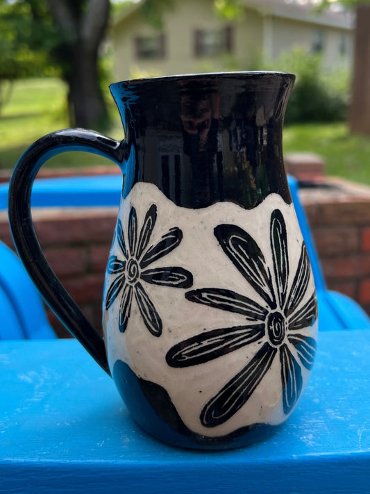 Black Flower Sgraffito Mug 4