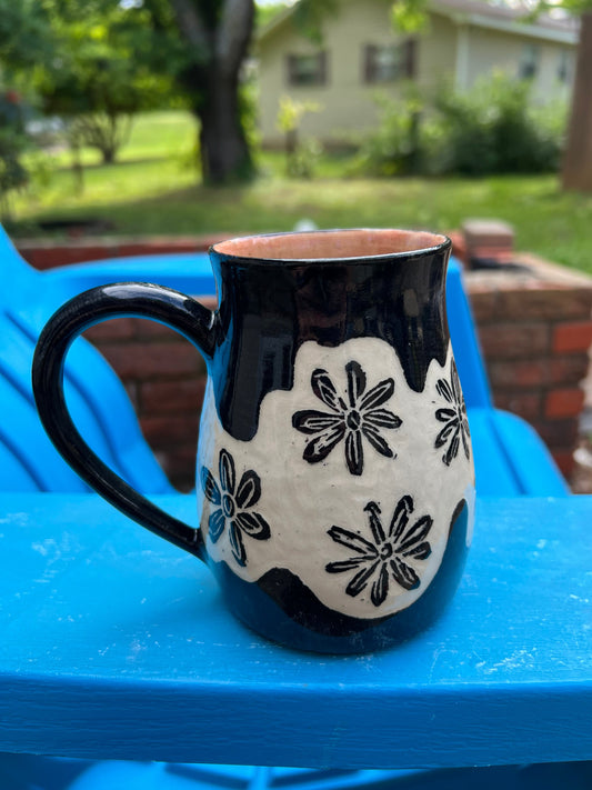 Black Flower Sgraffito Mug 5