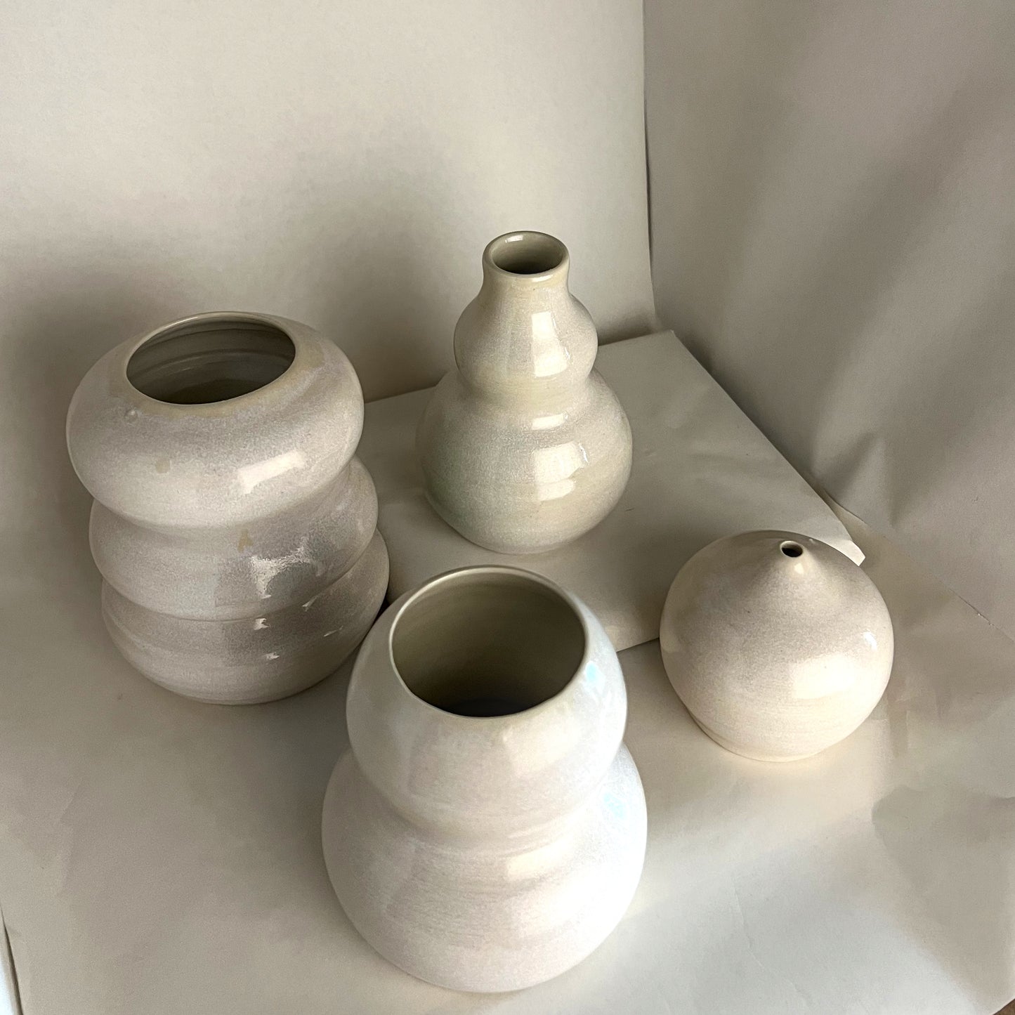 White Bubble Table Decor Mini Vase Set